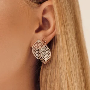 Kierrätetystä sterlinghopeasta valmistetut korvakorut DIAMOND LEAF